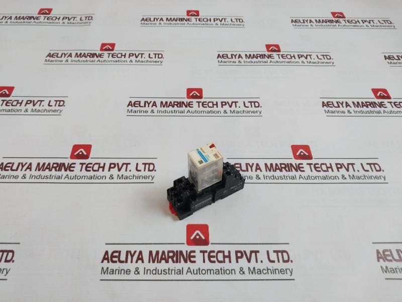 Telemecanique Rxm2Ab2P7 Miniature Plug-in Relay 12A/250 Vac 230V 50/60Hz