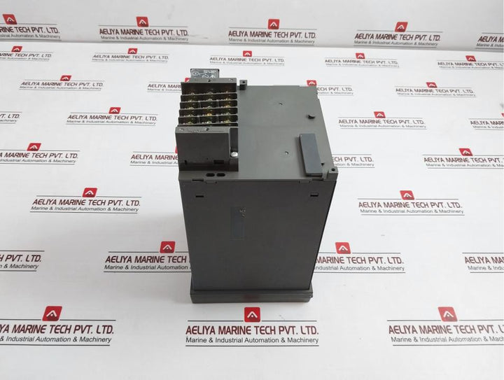 Yamatake Srf106As001D0 Smart Recorder 81406107-001 30Va Max 50/60Hz