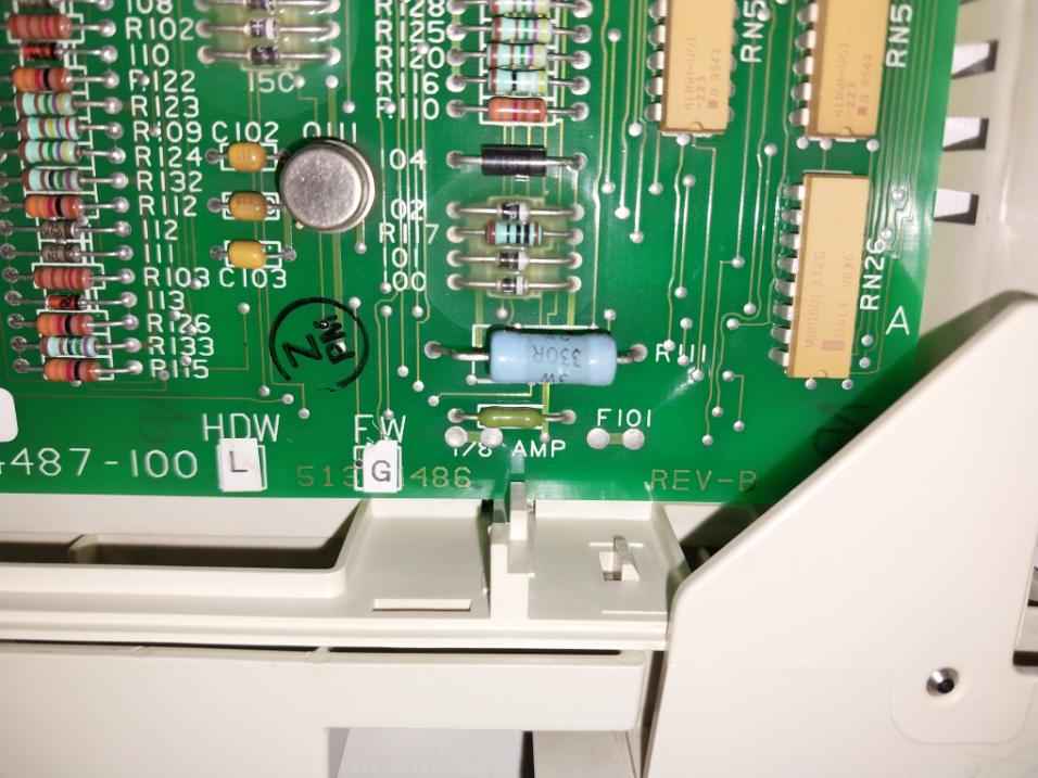 Honeywell 51402599-100 15 Slot Siom Backplane Rack System Rev: D 51401618-100