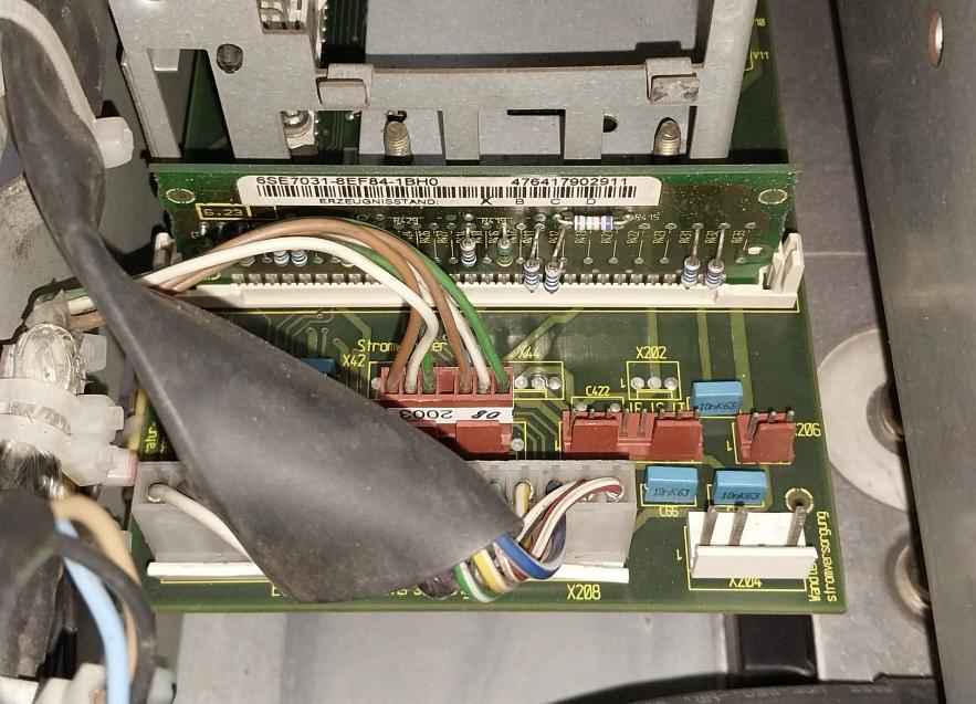 Siemens Simovert Vc 6Se7031-8Tf60-z Dc Inverter Drive G91+L30+ Dc 510-650V 221.0A