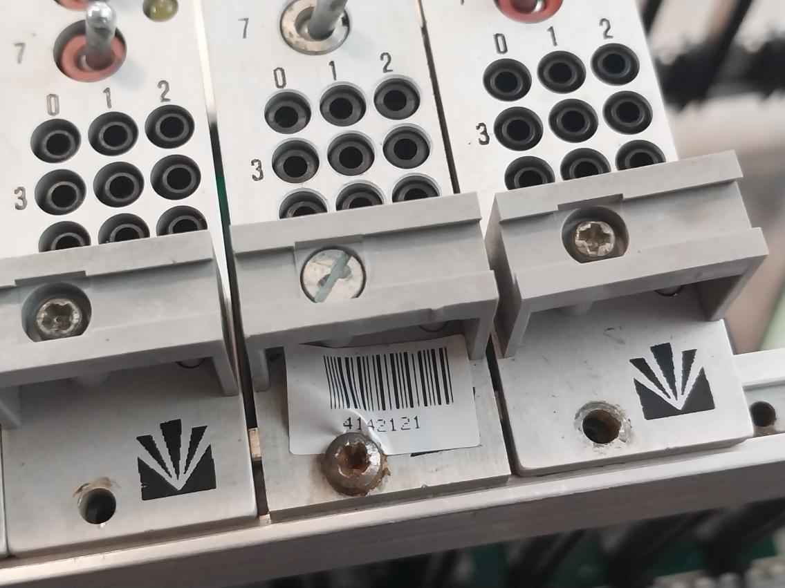 Valmet Automation M851121 M2 Rack-mount Slot Cross Connect Panel M8511211 M2