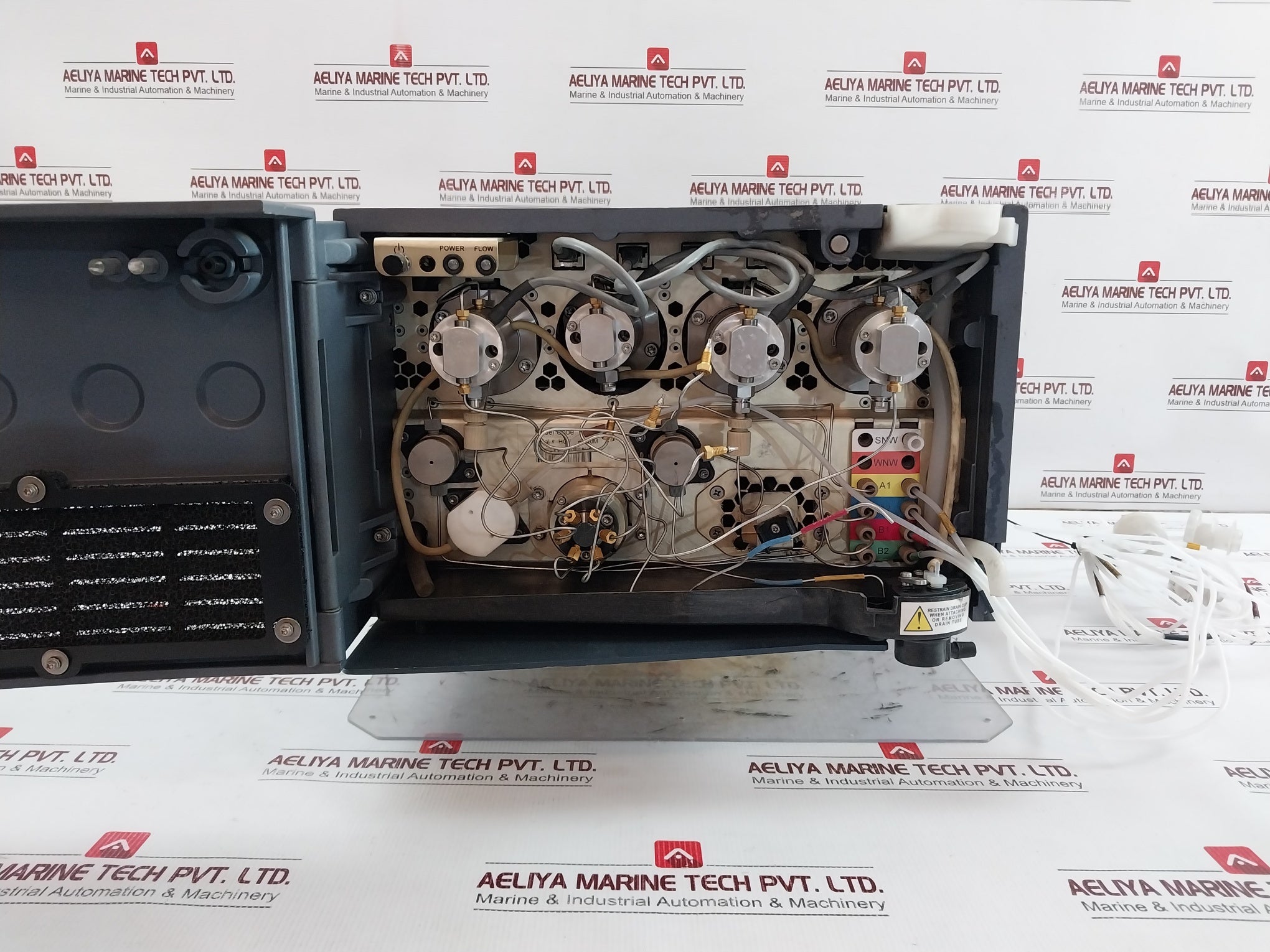 Waters 186015001 Binary Solvent Manager Upb 100-240V 50-60Hz