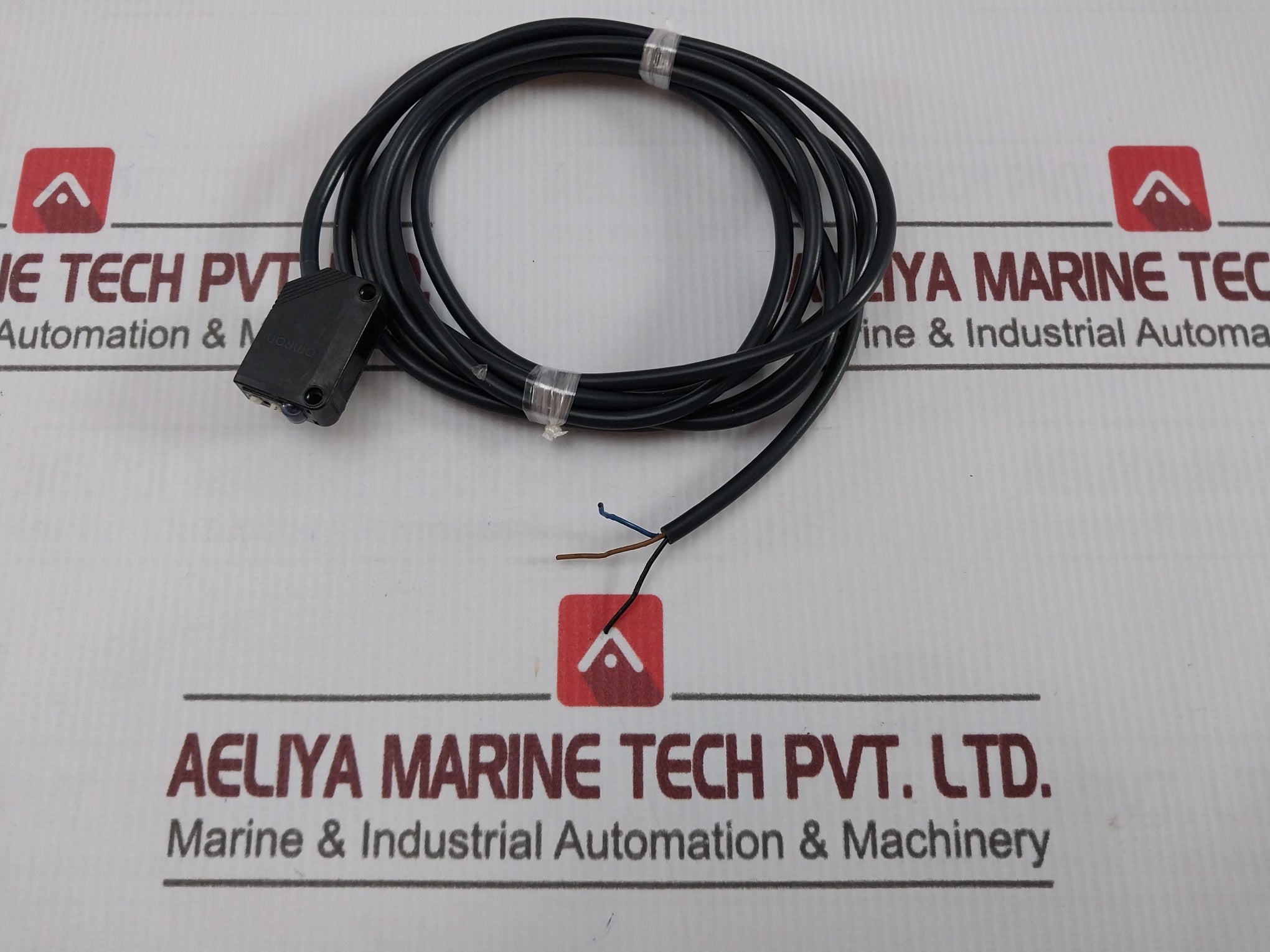 Omron E3Z-d62 Photoelectric Sensor