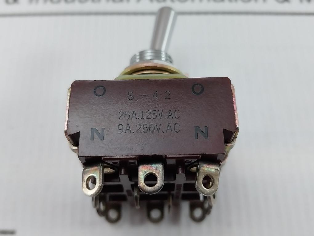 Nikkai S-42 Heavy-duty Toggle Switch