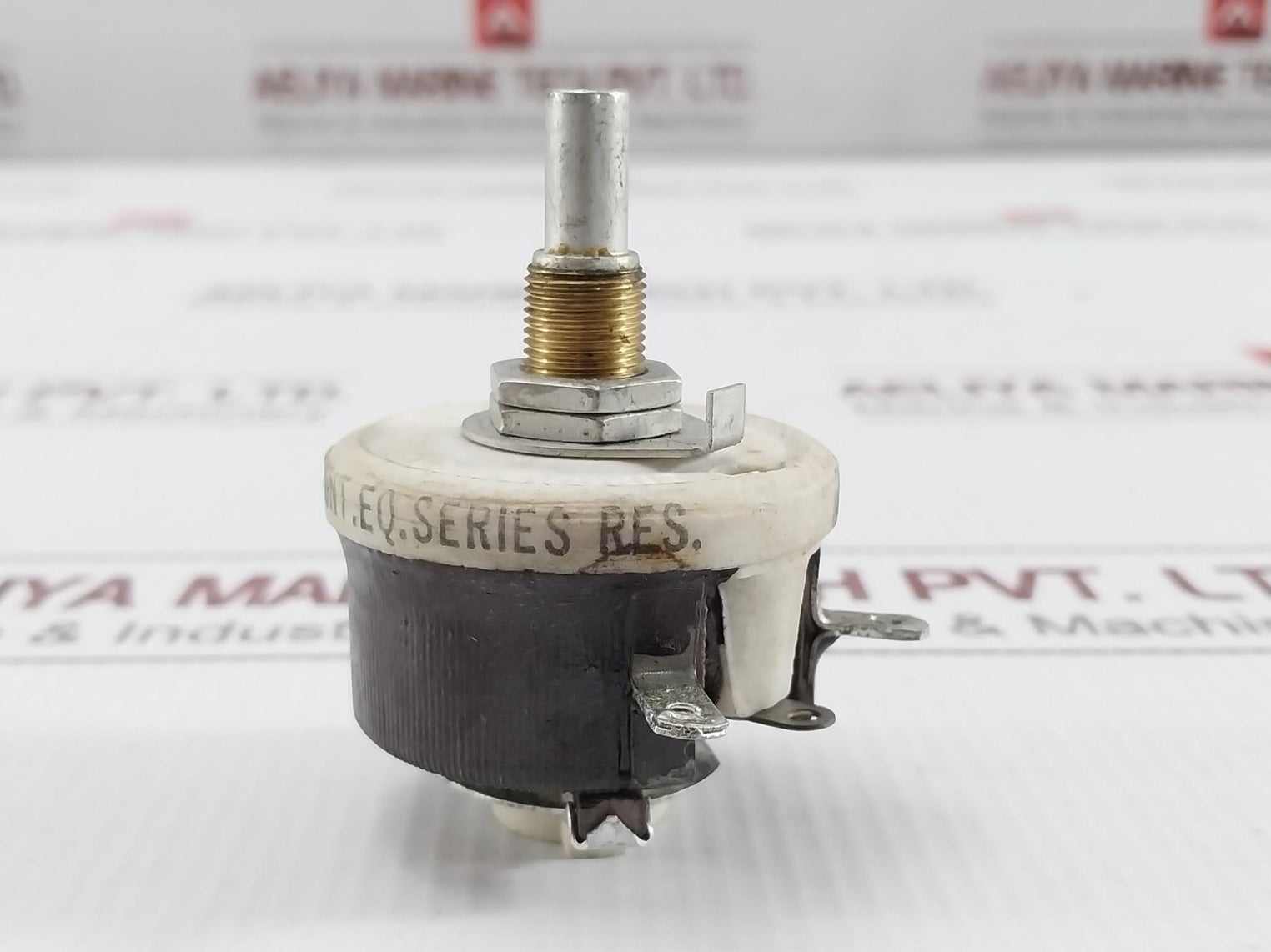 Ohmite 0153 Wirewound Resistor 175 Ohm 0.38 A.