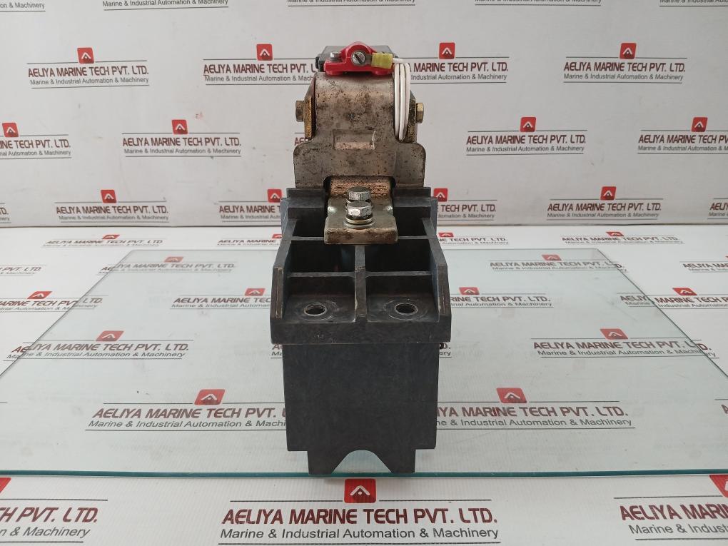 2120A07G13 Dpm Contactor 1250Amps 1000Vdc Cutler-hammer