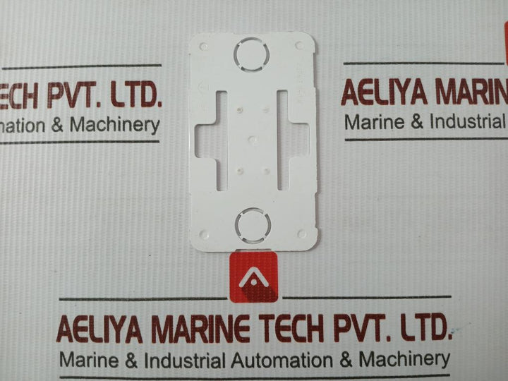 22062.8-0.3 Plate Mounting Chassis With Used Condition