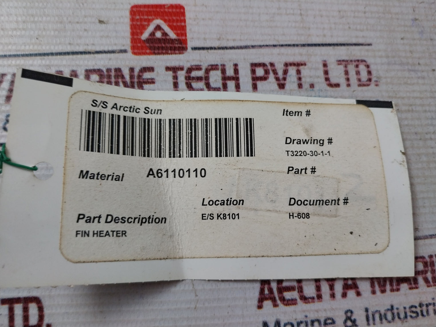 220V 1Kw Electric Fin Heater A6110110