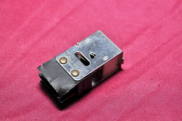 Yamatake honeywell 2d-22sga micro switch
