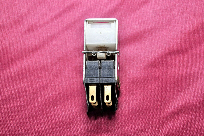 Yamatake honeywell 2d-22sga micro switch