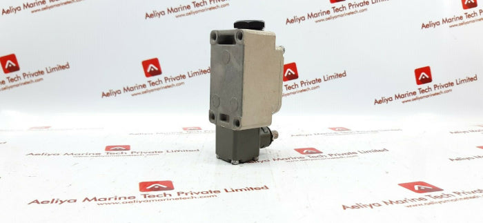 Mce mce-ca12-2-q limit switchgear