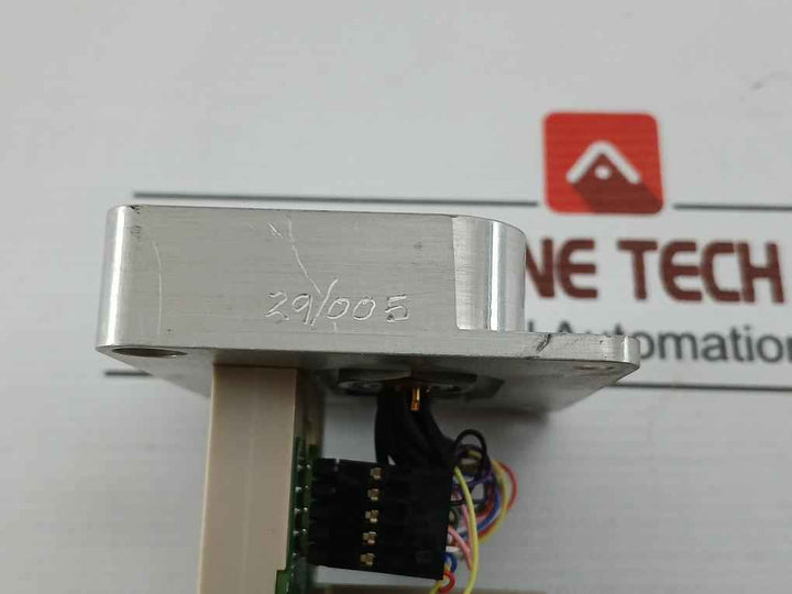 228-550 50-15/04/13 Ion Guide Connection Flange