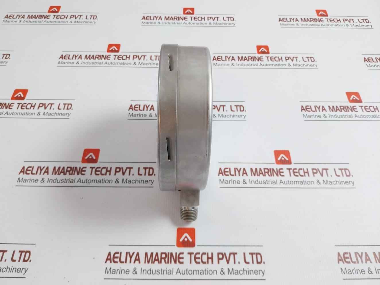 230.20.160 Pressure Gauge 100 Kg/Cm2 & Psi -40C To +70C Wika