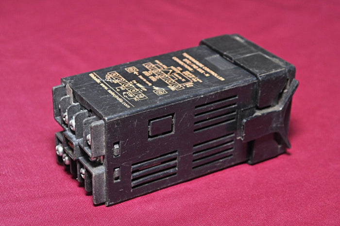 Selec Dtc503 Temperature Controller 90 To 270Vac/Dc 50/60Hz