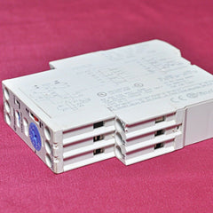 Finder 87.02 Multifunction Time Relay Ac 24...240 Vac
