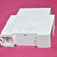 Finder 87.02 Multifunction Time Relay Ac 24...240 Vac