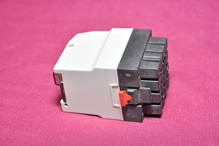 Telemecanique Rhn 411B Relay 24V 50Hz