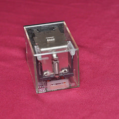 Lot of 2X HR Relay Omron HR707N-2P 250 VAC/28VDC 10A