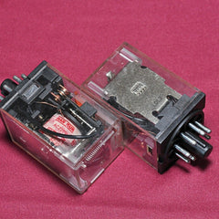 Lot of 2X HR Relay Omron HR707N-2P 250 VAC/28VDC 10A