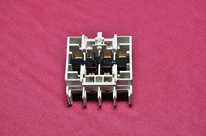 Lot of 3X Fuji Electric Sz-a22 Auxiliary Contact Block 10a