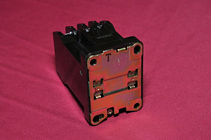 Togami-electric Clk-15H31-p4B Magnetic Contactor Relay