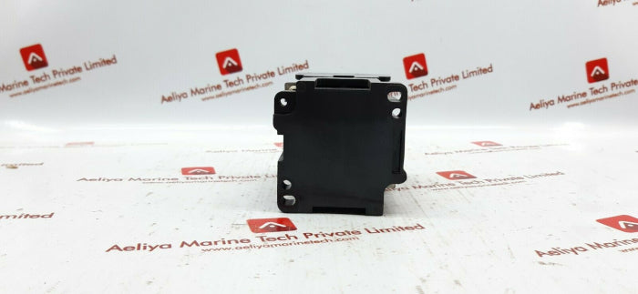 Togami clk-24u32-p8b magnetic contactor nke-8556