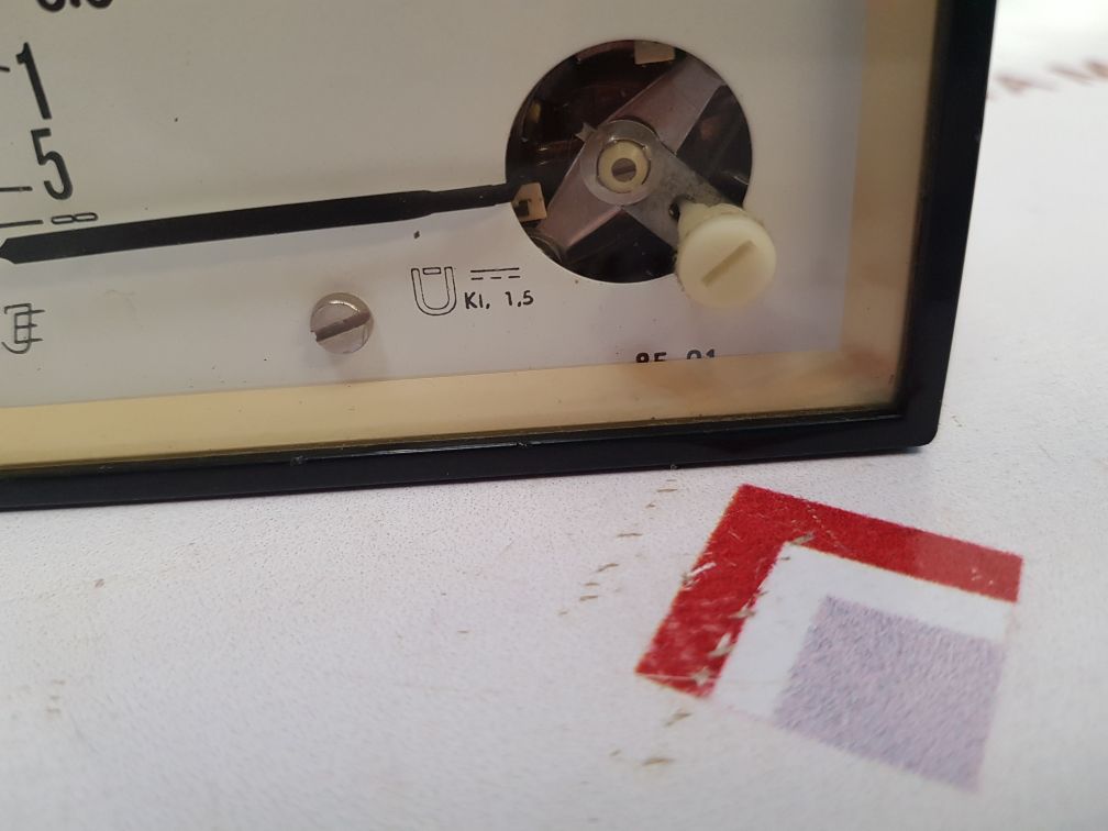 247812 Panel Meter 0-58 Mohm