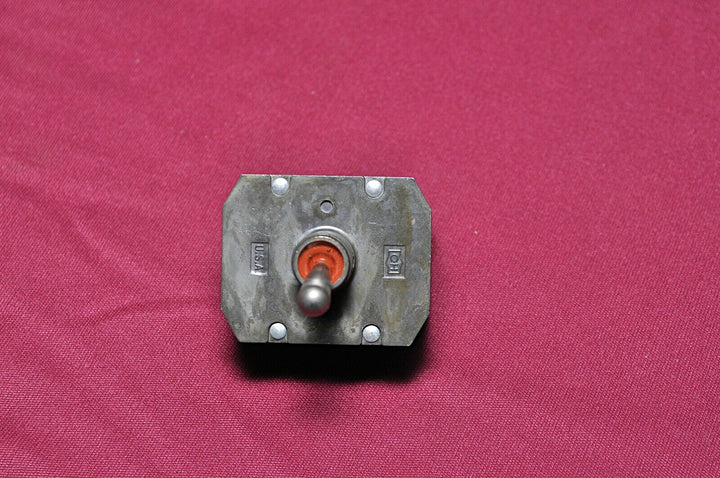 Cutler-hammer 8512K9 Toggle Switch 8835