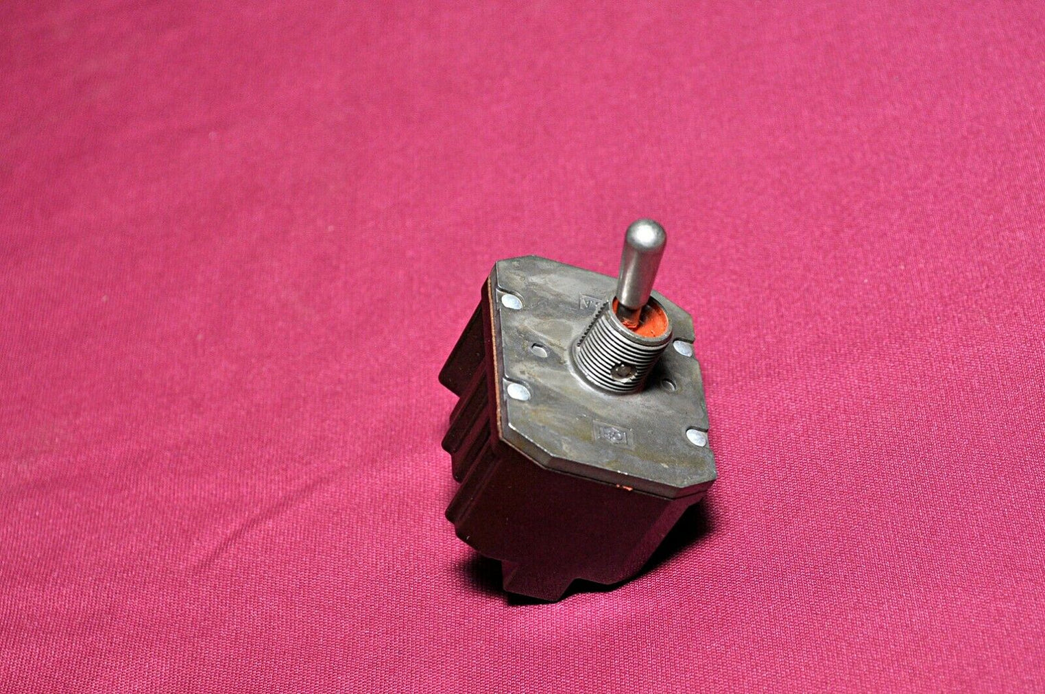 Cutler-hammer 8512K9 Toggle Switch 8835