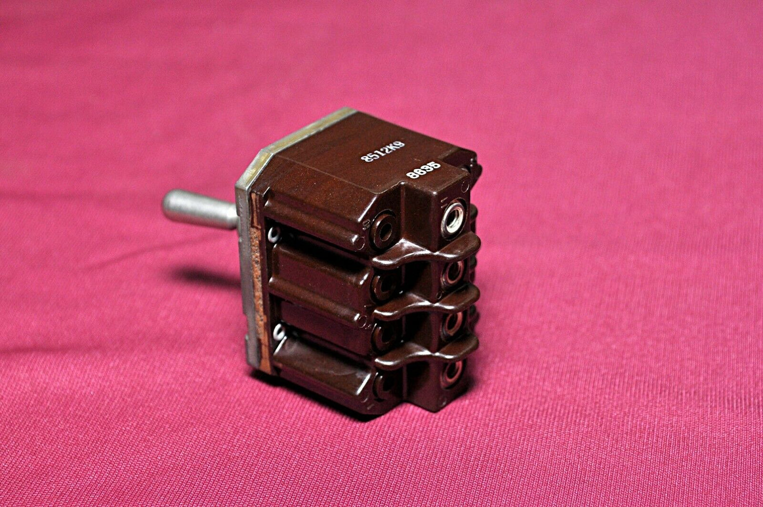 Cutler-hammer 8512K9 Toggle Switch 8835