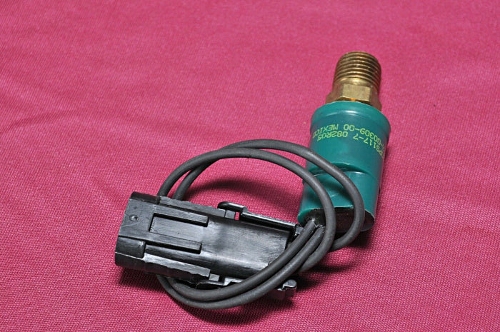 Carrier 12-00309-00 pressure switch (350) 20ps117-7 082r0s