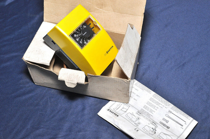 Sauter rak82.4/3726m din tr706 01 ip40