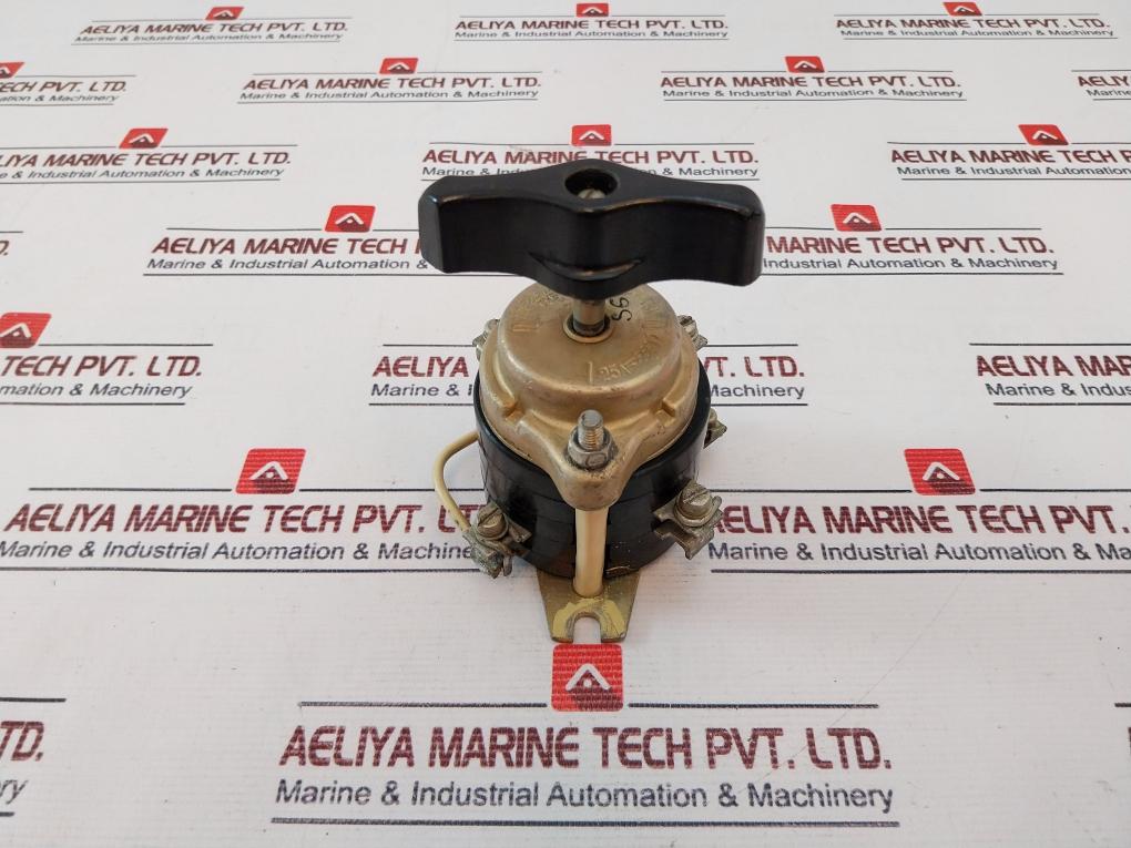 пп25/сп44 ом3 Rotary Switch 25A 220V