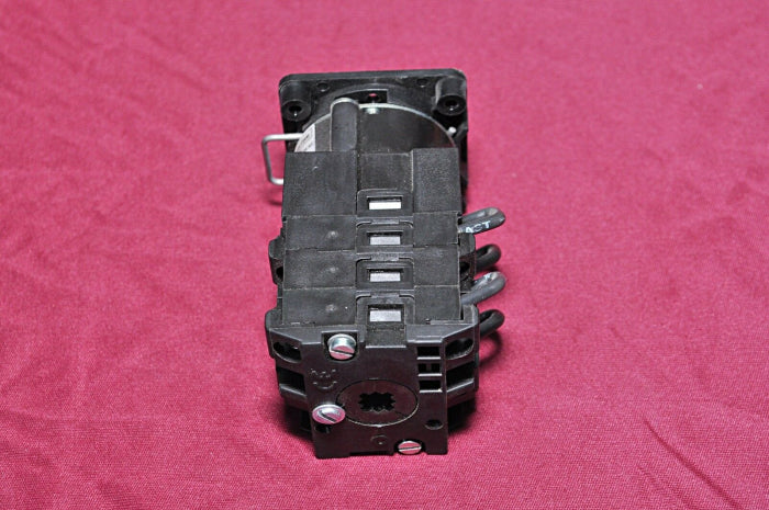 Telemecanique K1H032N Cam Switch 12A 690V