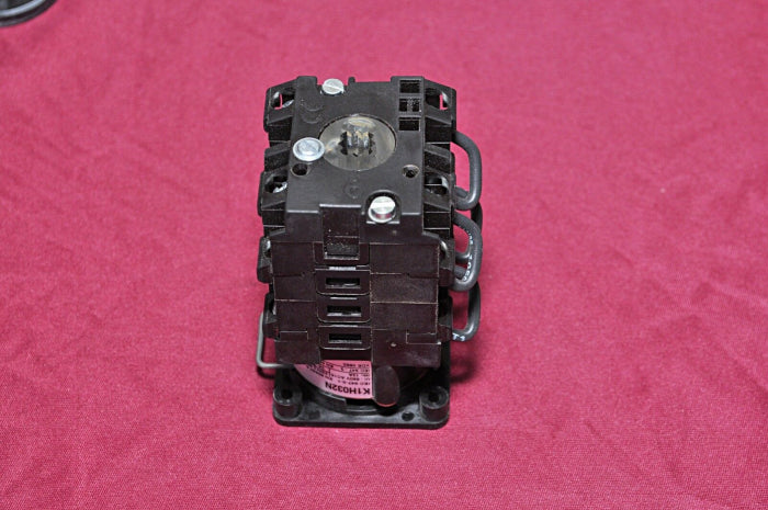 Telemecanique K1H032N Cam Switch 12A 690V