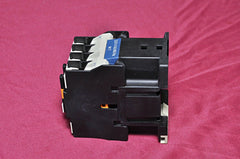 Telemecanique Ca2Dn40 Control Relay