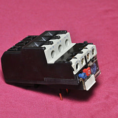 Telemecanique lr2 d1304 thermal overload relay