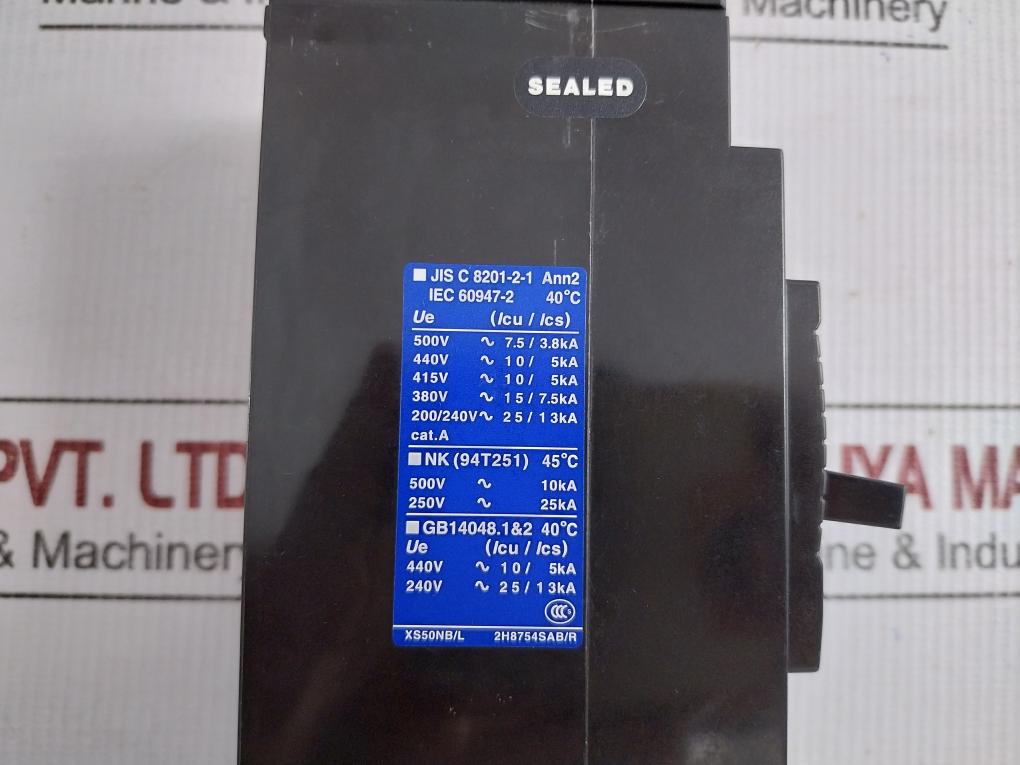 2 Poles Molded-case Circuit Breaker 660V 50/60Hz Terasaki Xs50Nb