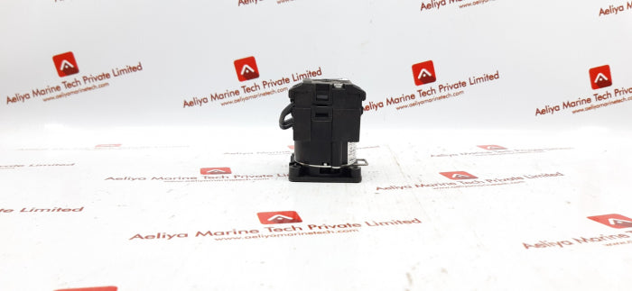 Telemecanique k1d012nch cam switch
