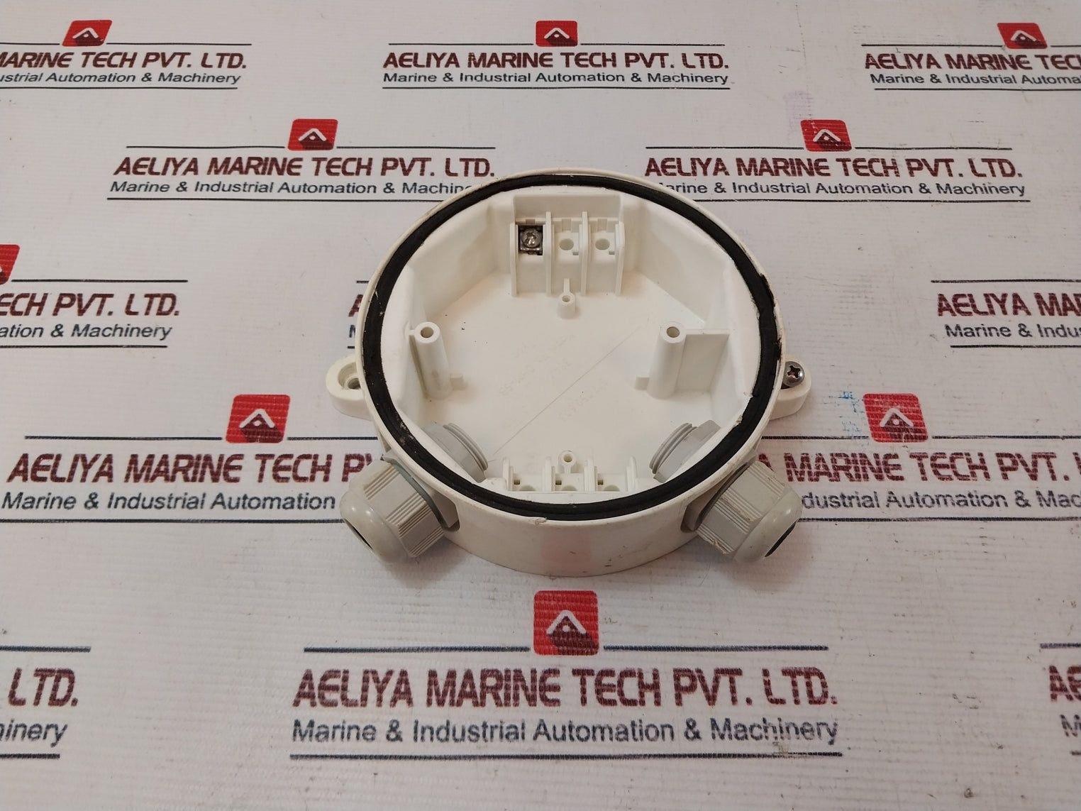 Lot of 3X Tyco DHM-5B Deckhead Head Mounting Base 517.050.603