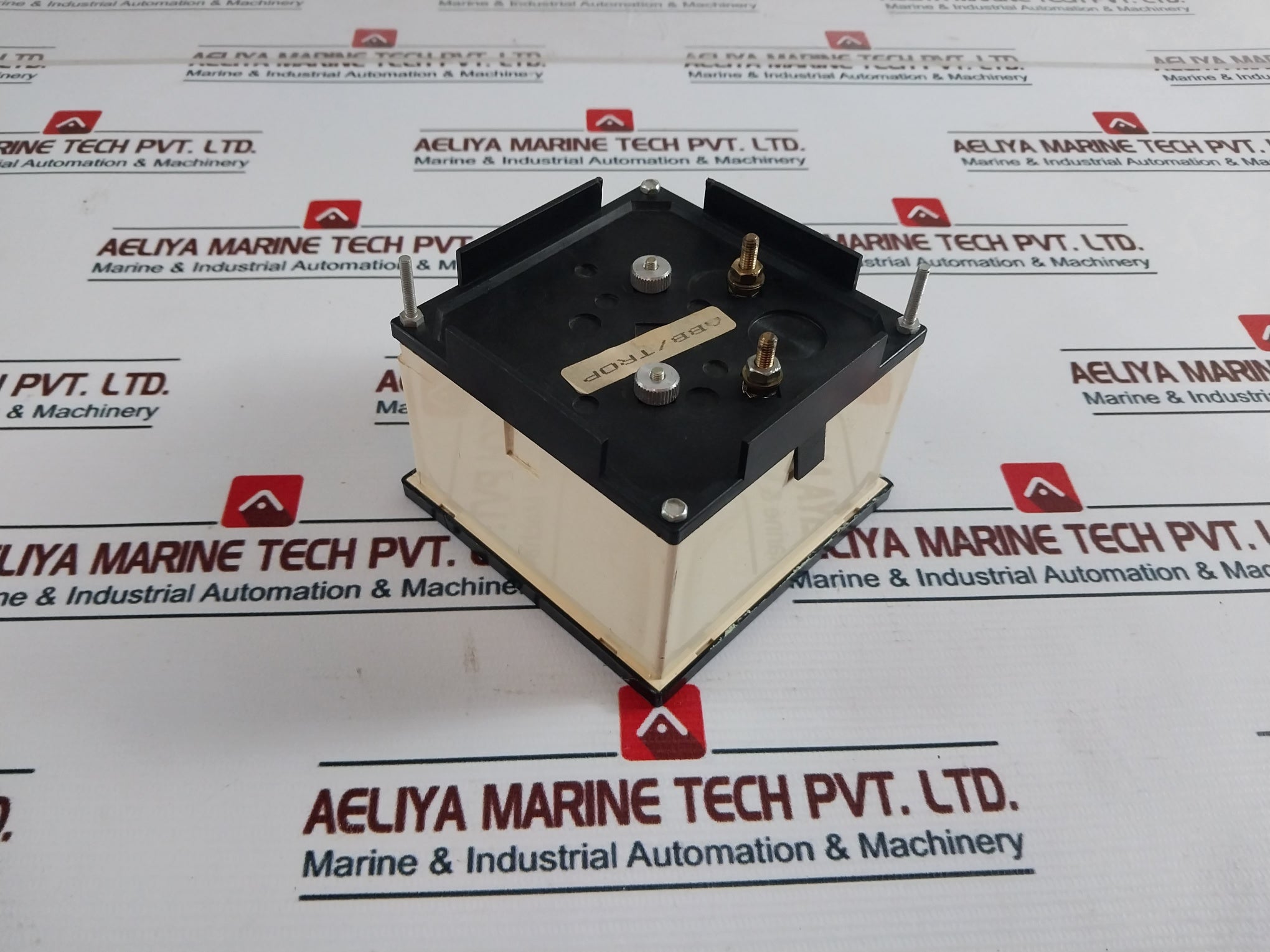 ABB DC-QUARZ 100v-60 Hz Hour Meter