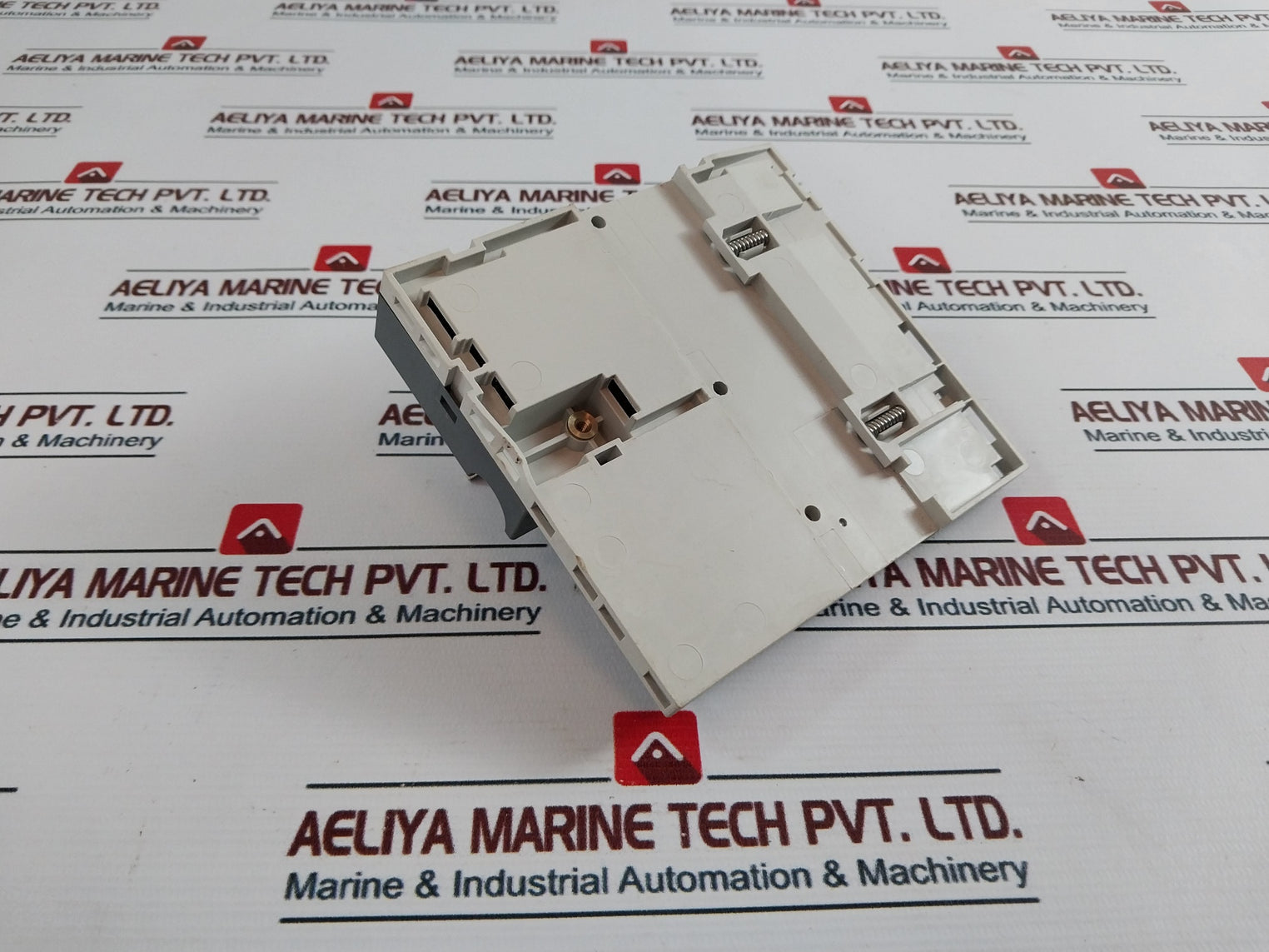 Abb 1Sap112100R0170 2Xcoupler Slots Cpu Terminal Base 24Vdc 94V-0