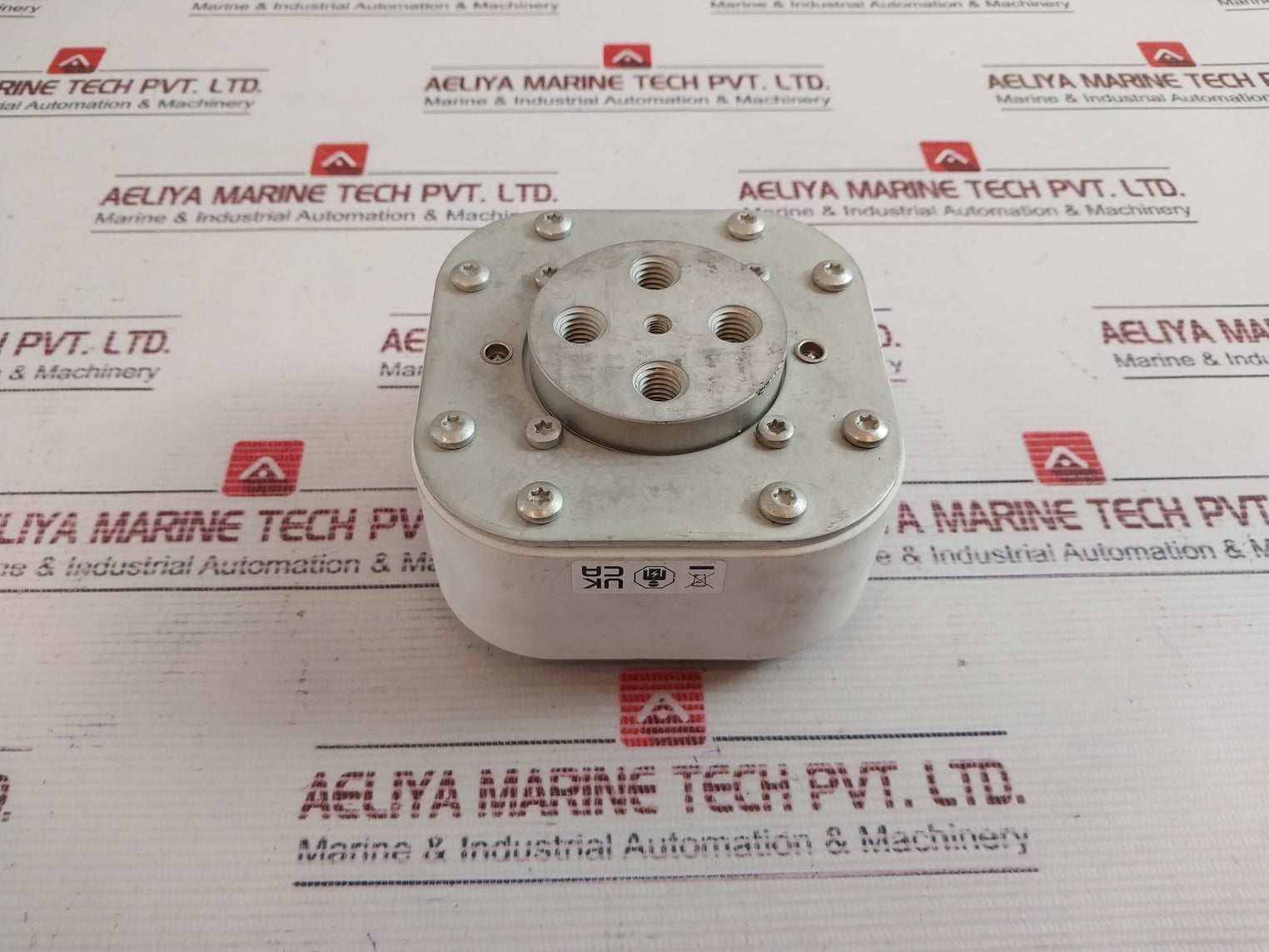 Eaton 170M7059 Bussmann Series High Speed Square Body Fuse 1250A 700V 220317/E1176
