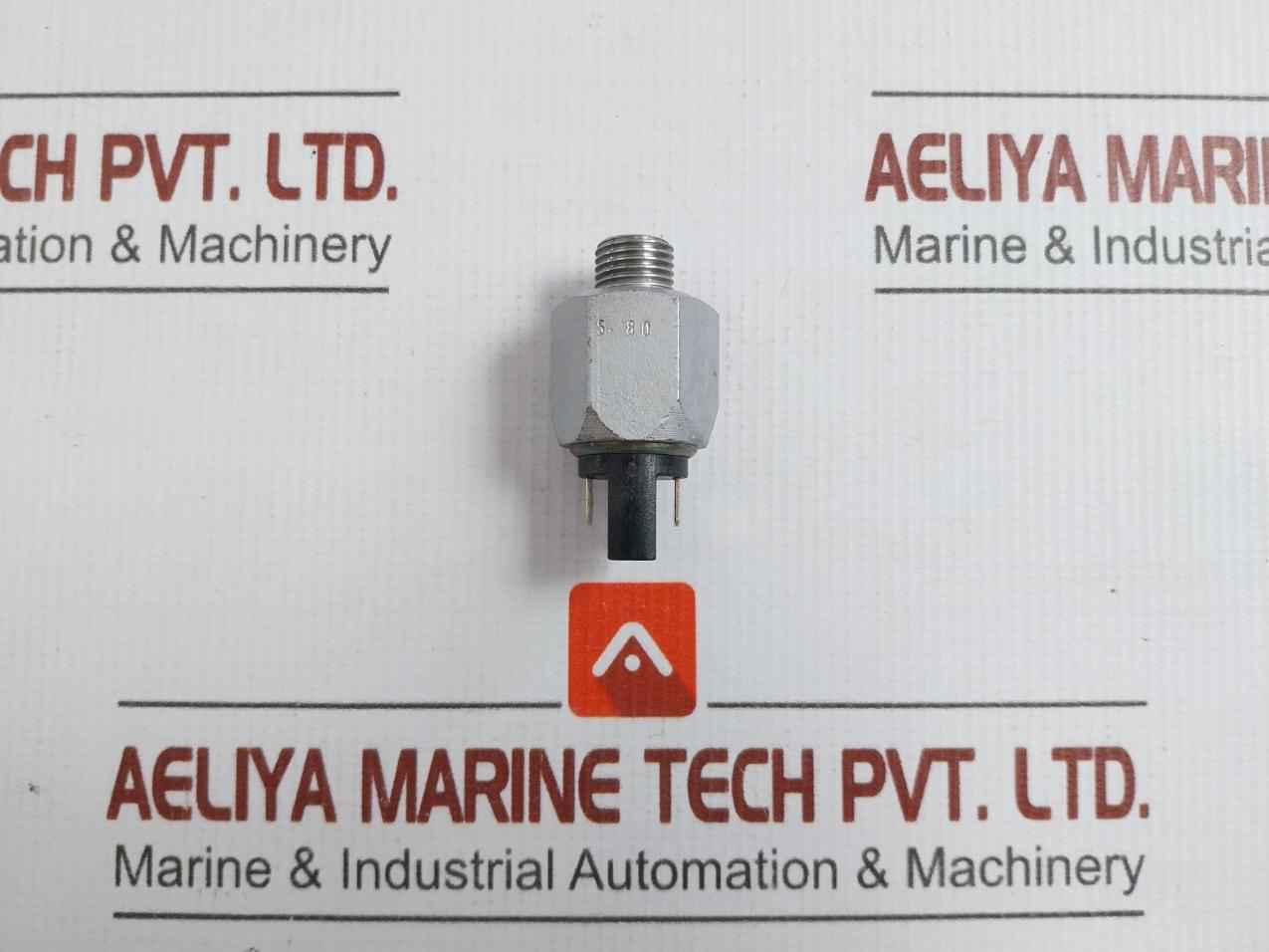 3-pole Brake Light Switch 60 Gm