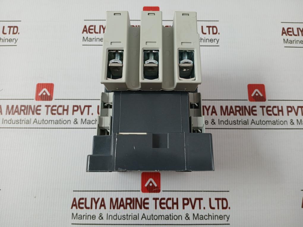 3-pole Contactor Ac 220V 50/60Hz Siemens 3Tf46 22-0Xn2