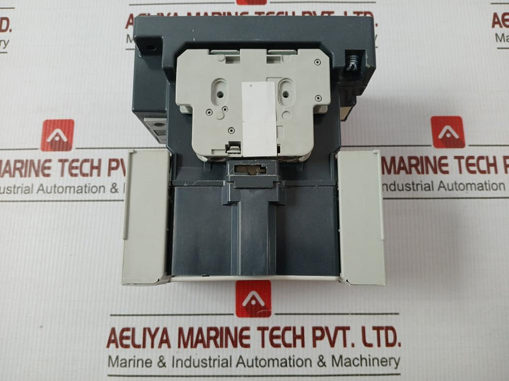 3-pole Contactor Ac 220V 50/60Hz Siemens 3Tf46 22-0Xn2