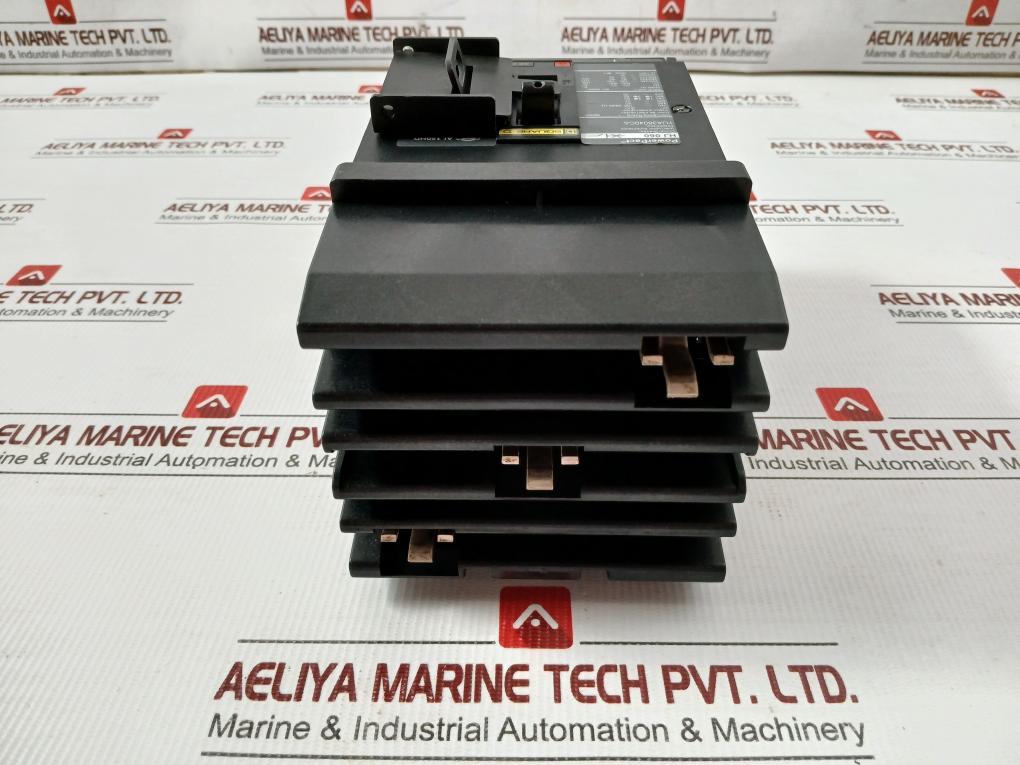3-pole Molded-case Circuit Breaker Hj-060 Square D 750V 50/60Hz