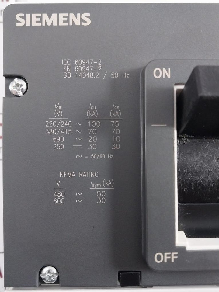 3-pole Molded Case Circuit Breaker 3Vl5763-2Dc36-0Ae1 Siemens