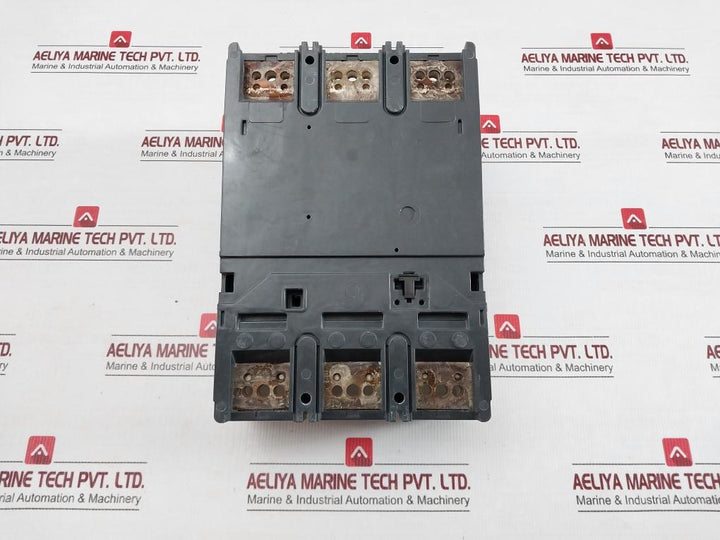 3-pole Molded Case Circuit Breaker 3Vl5763-2Dc36-0Ae1 Siemens