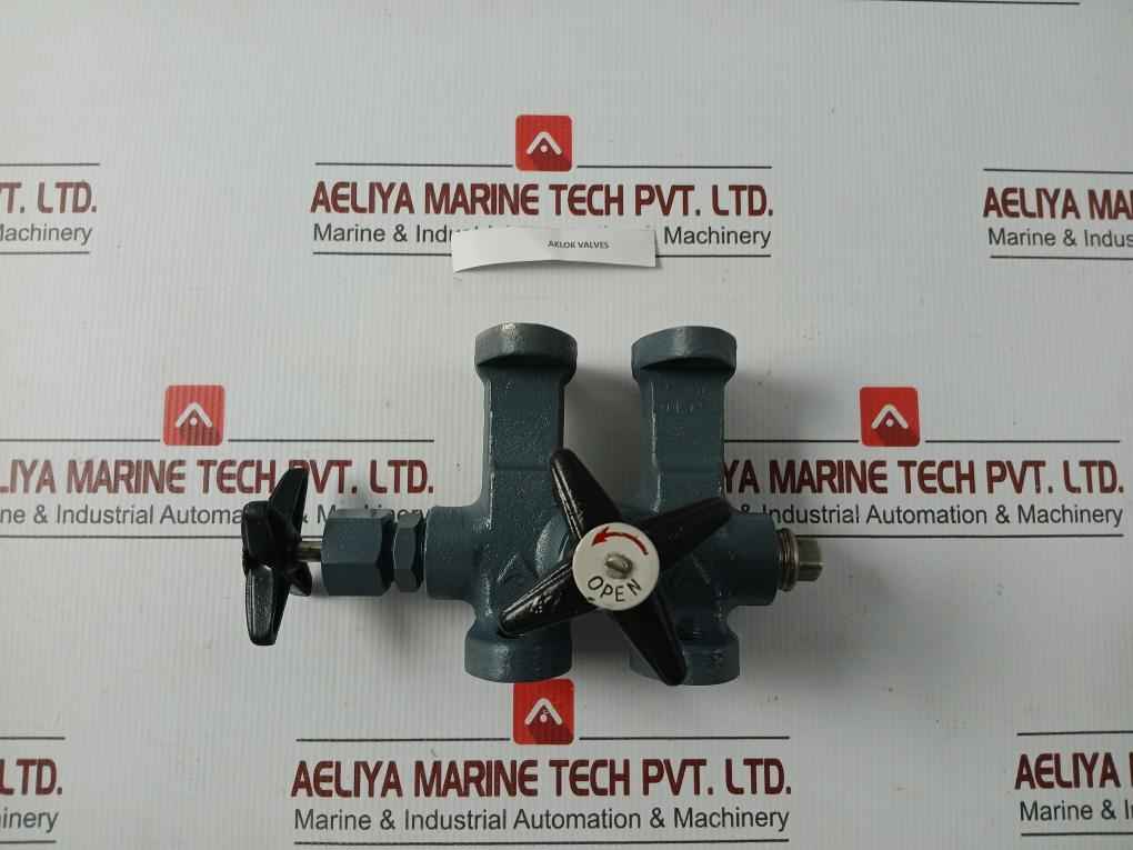 3-ways Manifold Valve Aklok Used